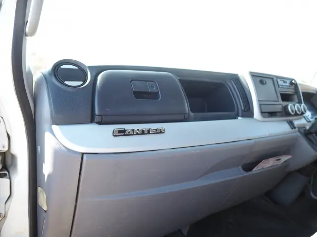 三菱 キャンター TKG-FEB90(2WD)の写真40