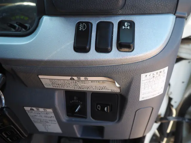 三菱 キャンター TKG-FEB90(2WD)の写真49