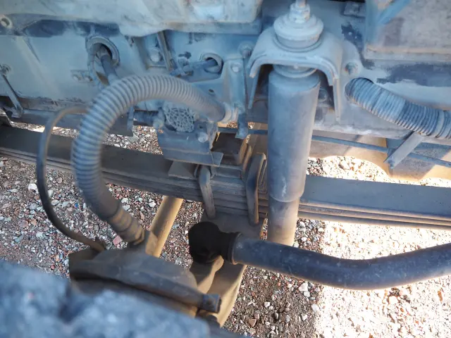 いすゞ ギガ QKG-CXZ77AT(6x4)の写真12