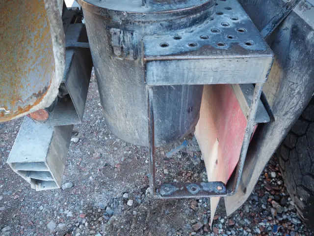 いすゞ ギガ QKG-CXZ77AT(6x4)の写真25