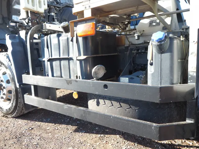 いすゞ ギガ QKG-CXZ77AT(6x4)の写真32