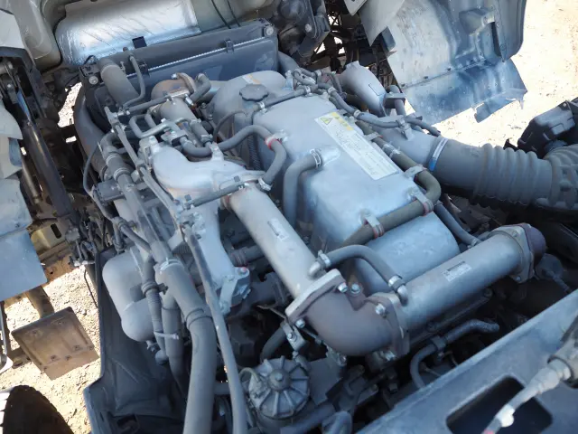 いすゞ ギガ QKG-CXZ77AT(6x4)の写真39