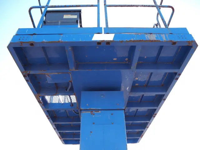 いすゞ エルフ SKG-NKR85YNの写真16