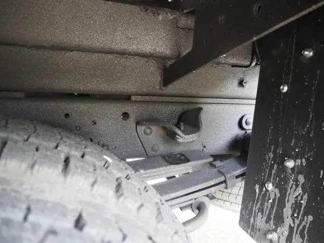 いすゞ エルフ SKG-NKR85YN(2WD)の写真33
