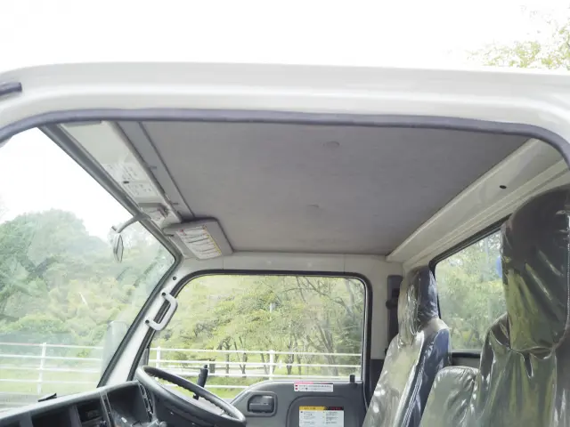 いすゞ エルフ SKG-NKR85YN(2WD)の写真42