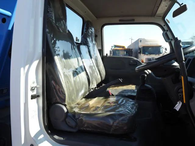 いすゞ エルフ SKG-NKR85YNの写真43