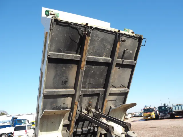 日野 レンジャー 2KG-FC2ABA(2WD)の写真13