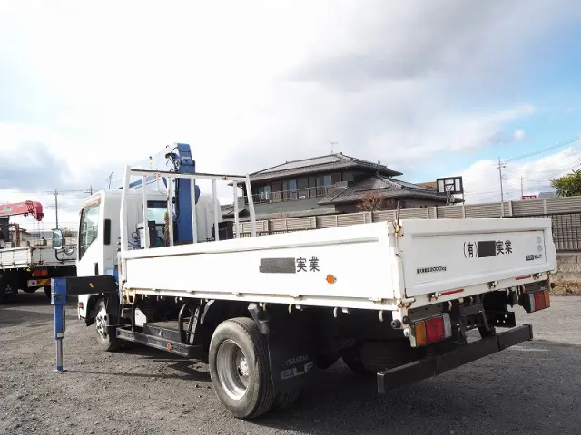 いすゞ エルフ TKG-NMR85AR(2WD)の写真3