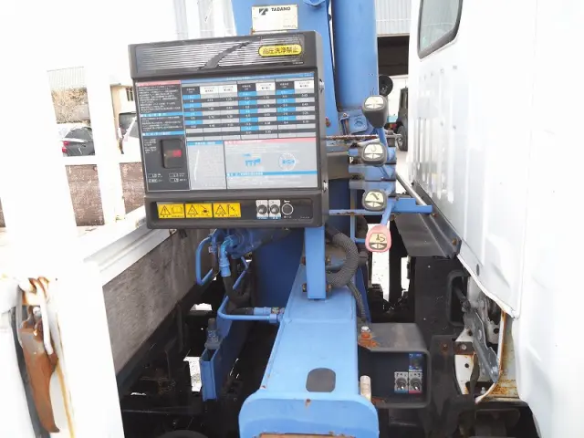 いすゞ エルフ TKG-NMR85AR(2WD)の写真10