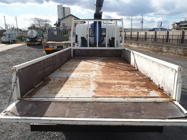 いすゞ エルフ TKG-NMR85AR(2WD)の写真16