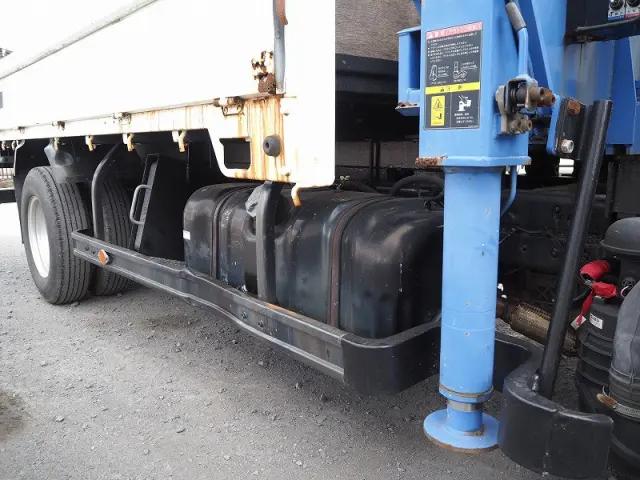 いすゞ エルフ TKG-NMR85AR(2WD)の写真21