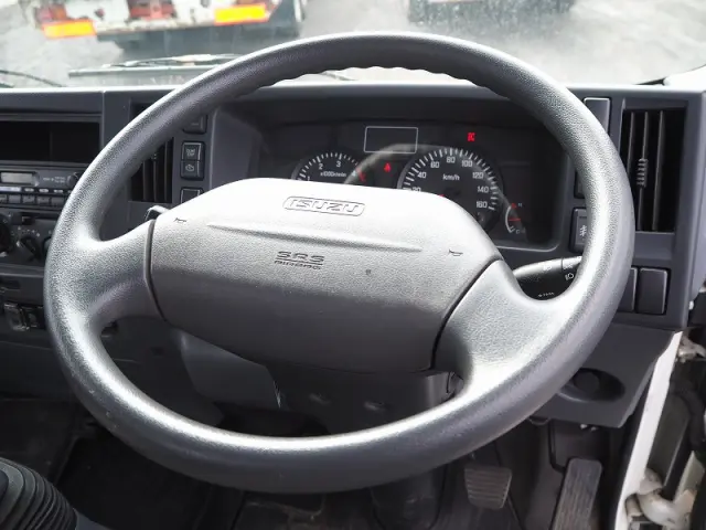 いすゞ エルフ TKG-NMR85AR(2WD)の写真43