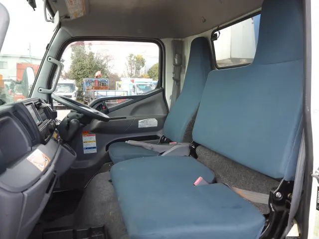 三菱 キャンター SKG-FEA50(2WD)の写真45