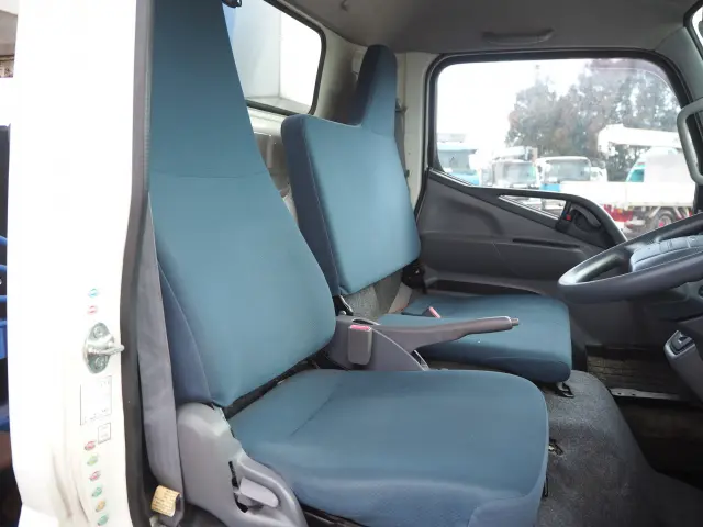 三菱 キャンター SKG-FEA50(2WD)の写真46