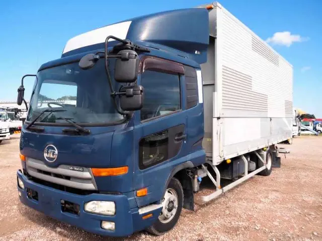 UD コンドル TKG-MK38C(2WD)の写真1