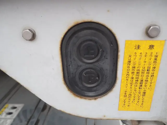 UD コンドル TKG-MK38C(2WD)の写真29