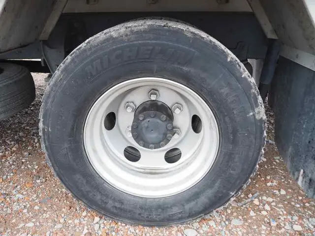 UD コンドル TKG-MK38C(2WD)の写真30