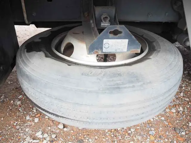 UD コンドル TKG-MK38C(2WD)の写真31