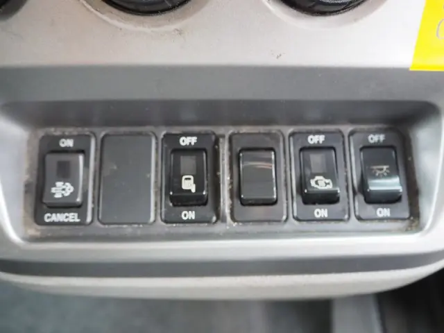 UD コンドル TKG-MK38C(2WD)の写真45