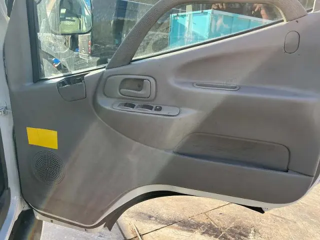 日野 デュトロ KK-XZU302X(2WD)の写真43