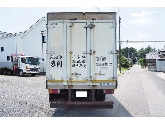 いすゞ エルフ TQG-NPR85AN(2WD)の写真4