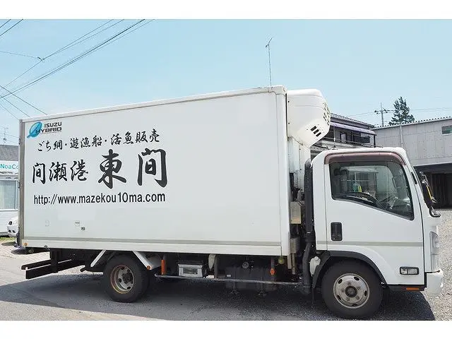 いすゞ エルフ TQG-NPR85AN(2WD)の写真6