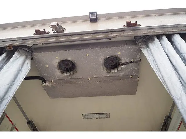 いすゞ エルフ TQG-NPR85AN(2WD)の写真15