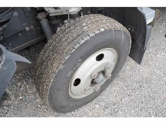 いすゞ エルフ TQG-NPR85AN(2WD)の写真30