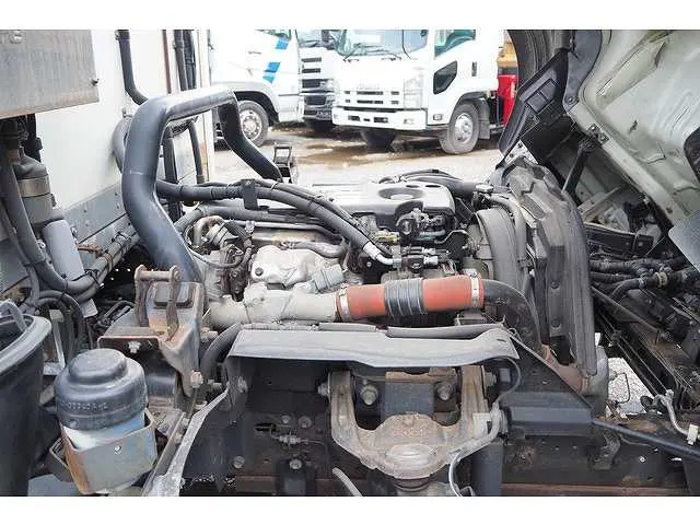 いすゞ エルフ TQG-NPR85AN(2WD)の写真32