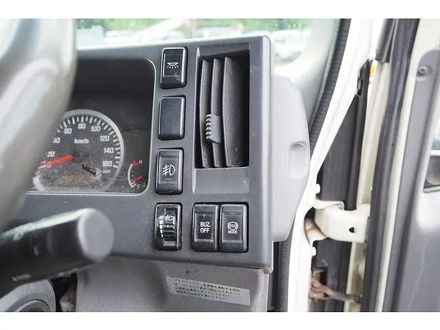 いすゞ エルフ TQG-NPR85AN(2WD)の写真46