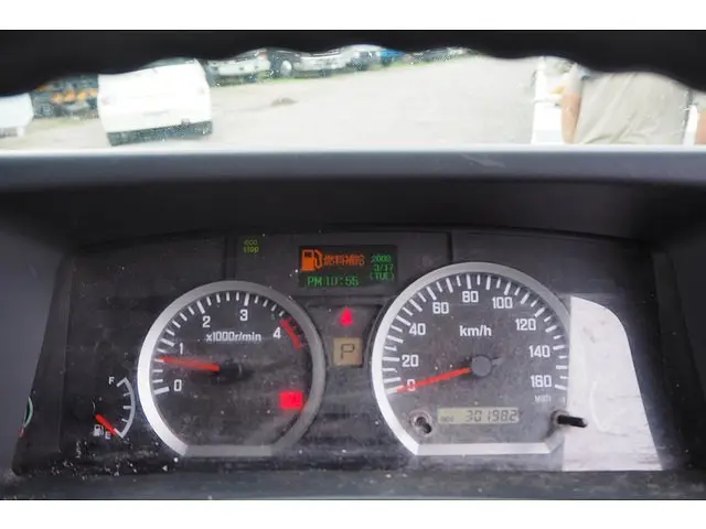 いすゞ エルフ TQG-NPR85AN(2WD)の写真49