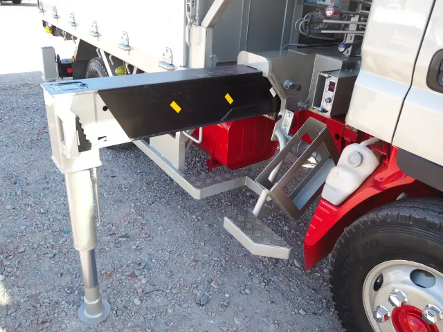 三菱 キャンター PA-FE83DCY(2WD)の写真10