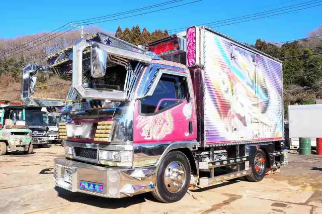 三菱 キャンター KK-FE52EB(2WD)の写真1