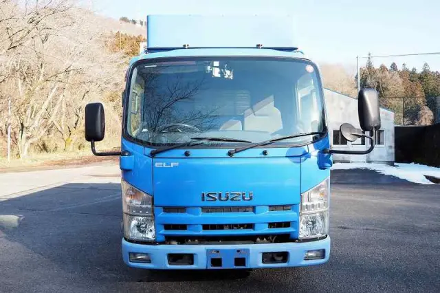 いすゞ エルフ TKG-NLR85AR(2WD)の写真8