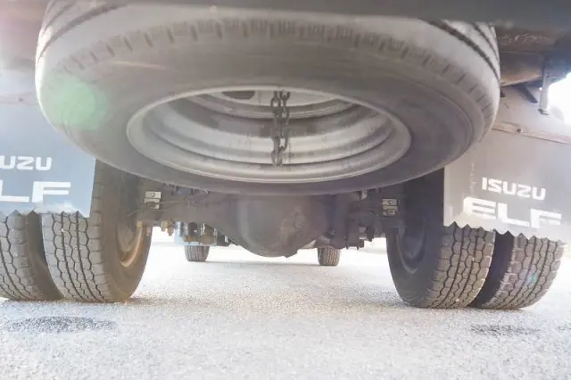 いすゞ エルフ TKG-NLR85AR(2WD)の写真23