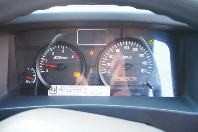 いすゞ エルフ TKG-NLR85AR(2WD)の写真48