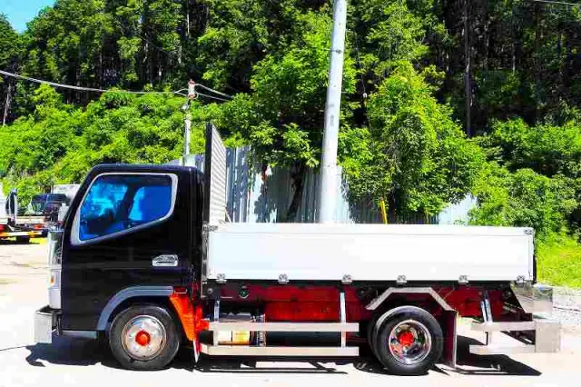 三菱 キャンター TKG-FBA20(2WD)の写真2