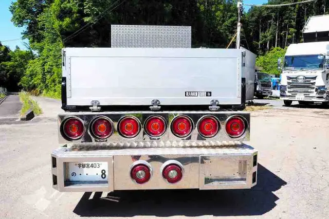 三菱 キャンター TKG-FBA20(2WD)の写真4