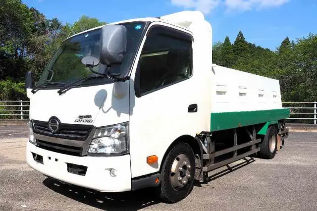 日野 デュトロ TDG-XZU710M(2WD)の写真1