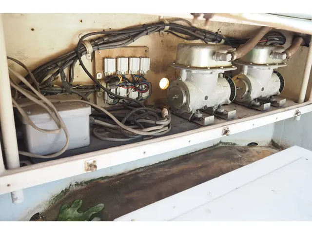 日野 デュトロ TDG-XZU710M(2WD)の写真15