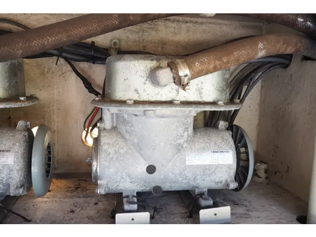 日野 デュトロ TDG-XZU710M(2WD)の写真17