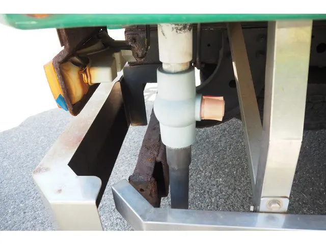 日野 デュトロ TDG-XZU710M(2WD)の写真36