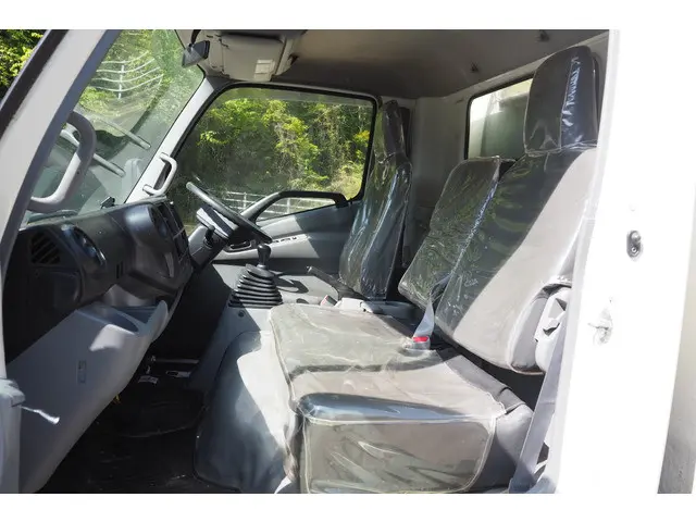 日野 デュトロ TDG-XZU710M(2WD)の写真47