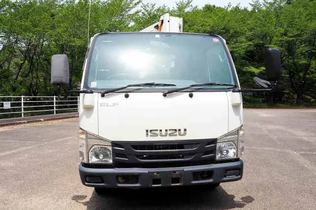 いすゞ エルフ TPG-NKR85AN(2WD)の写真8