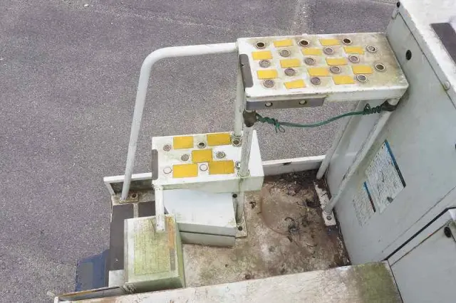 いすゞ エルフ TPG-NKR85AN(2WD)の写真12