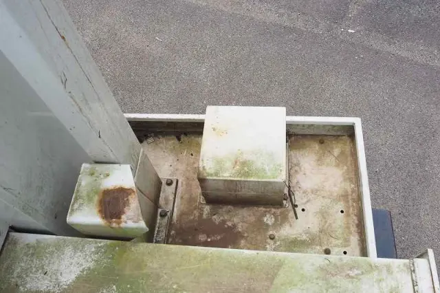 いすゞ エルフ TPG-NKR85AN(2WD)の写真13