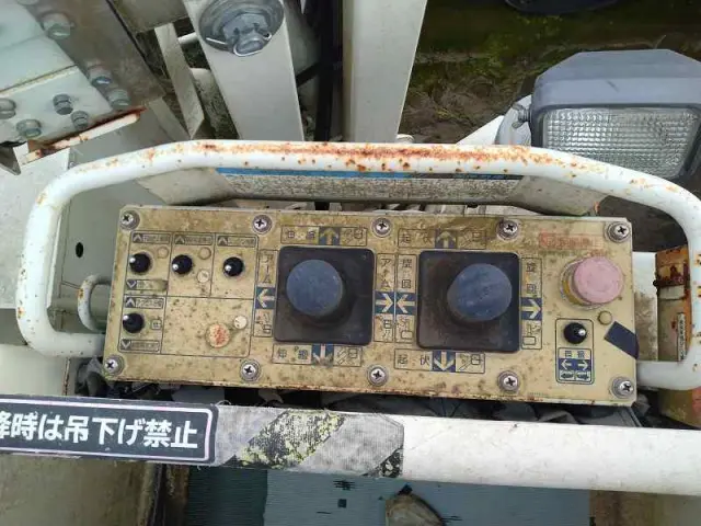 いすゞ エルフ TPG-NKR85AN(2WD)の写真15