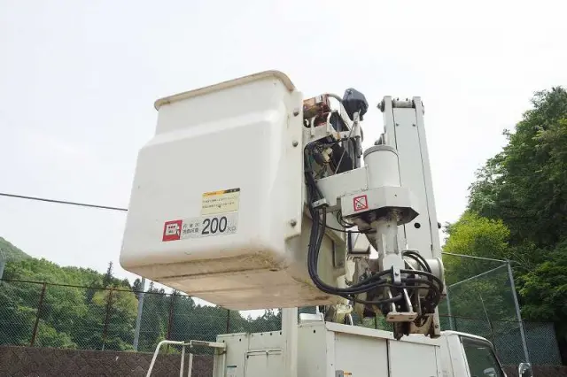 いすゞ エルフ TPG-NKR85AN(2WD)の写真23