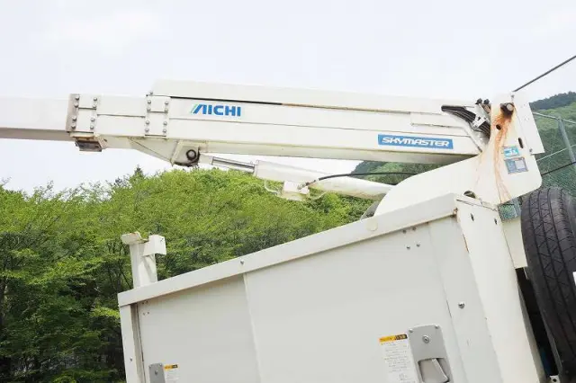 いすゞ エルフ TPG-NKR85AN(2WD)の写真25