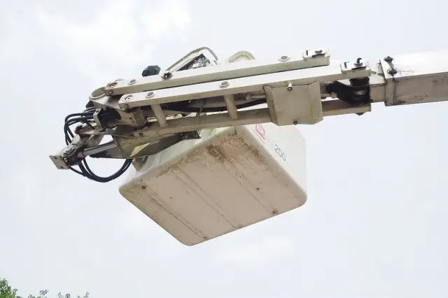 いすゞ エルフ TPG-NKR85AN(2WD)の写真27